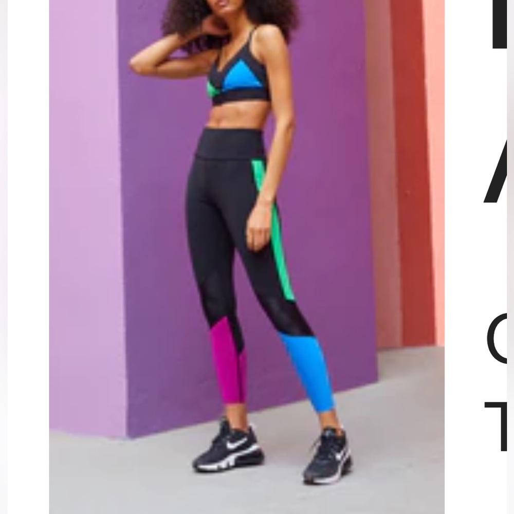 ALALA Reef tight/ leggings with matching sports bra- XS
